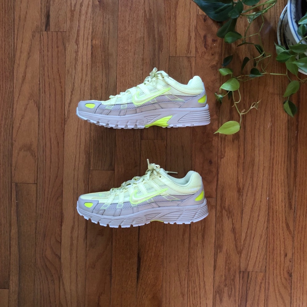 NIKE P-6000